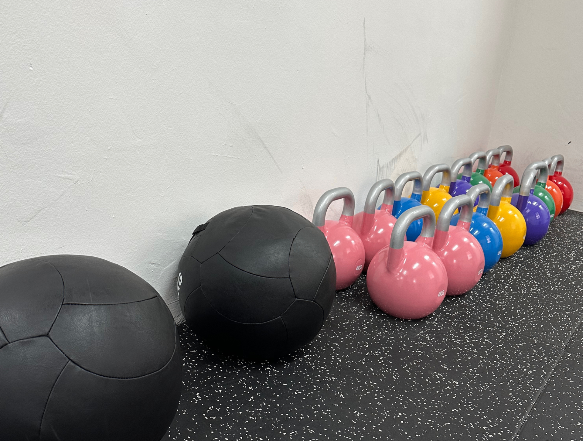 Image 6: Gym space 3